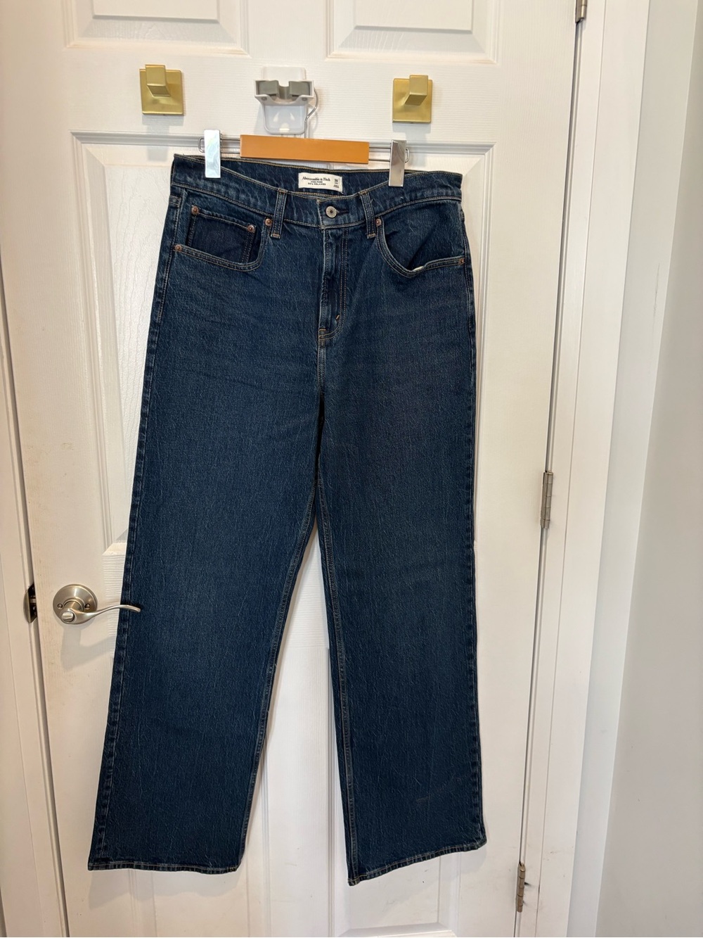 Abercrombie & Fitch Blue High Rise Jeans. #1356